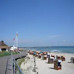 Mon 27 - Montemare - Teilmeerblick Scharbeutz